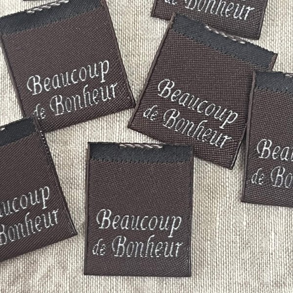 画像1: ピスネームタグ　beaucoup de bonheur　茶 (1)