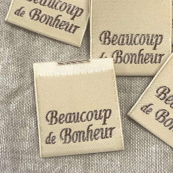 画像1: ピスネームタグ　beaucoup de bonheur　クリーム (1)
