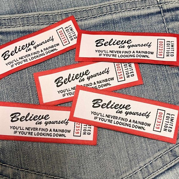画像2: フレームロゴタグ 横長 Believe 赤 (2)